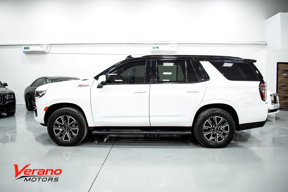 Chevrolet Tahoe Z71 | 7-Seater | Panoramic Roof | Black Leather | Full Options | - Image 19