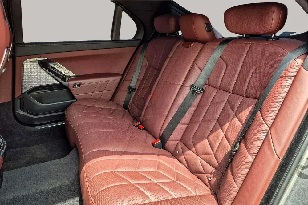 AED 5470/month | 2024 BMW 7-Series 735i | GCC Specs | Ref#455178 - Image 12