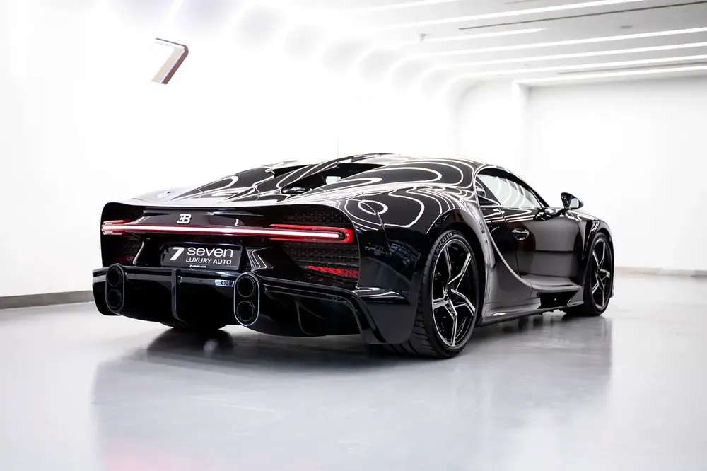 2023 | BUGATTI CHIRON | SUPER SPORT | BLACK EXPOSED CARBON FIBER | 1 OF 1 | EXCELLENT CONDITION | - Image 5