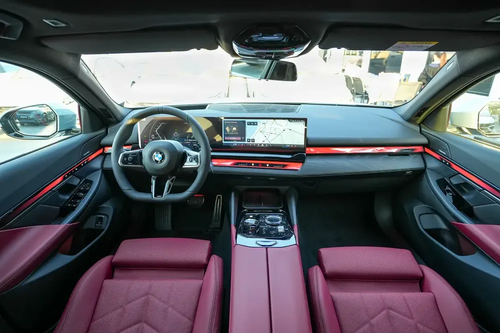 BMW 5-Series 530i 2026 GCC Specs - Image 8