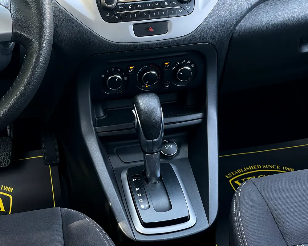 WARRANTY UNLIMITED MILEAGE / TREND + ALLOY WHEEL + POWER WINDOW + BLUETOOTH + USB / IN HOUSE FINANCE - Image 12