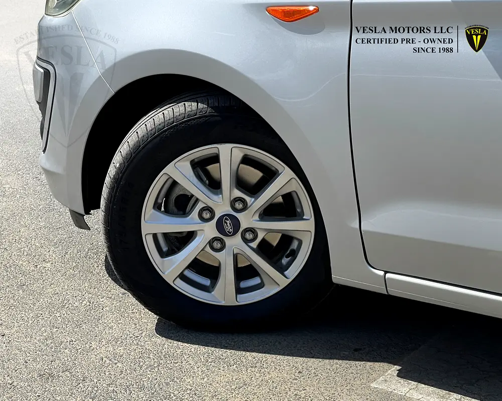 WARRANTY UNLIMITED MILEAGE / TREND + ALLOY WHEEL + POWER WINDOW + BLUETOOTH + USB / IN HOUSE FINANCE - Image 6
