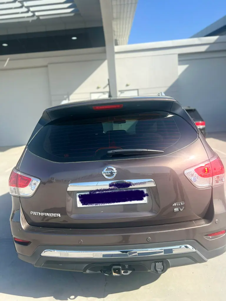 Nissan Pathfinder SV 2015 | GCC Specs | Well Maintained - Image 10