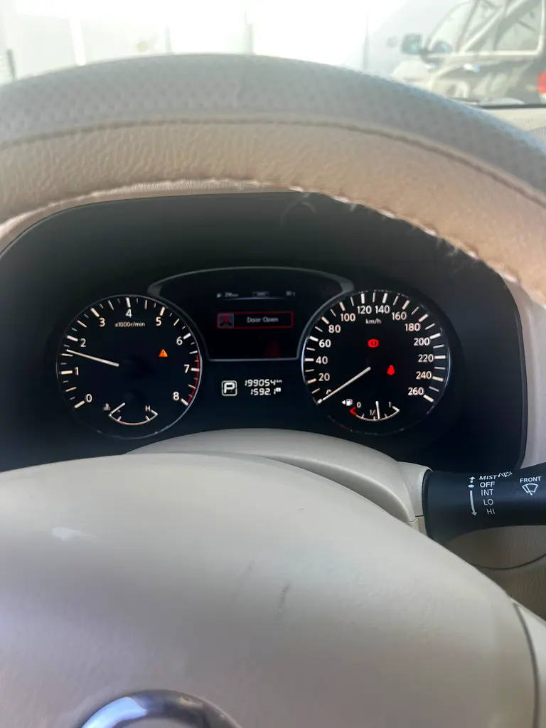 Nissan Pathfinder SV 2015 | GCC Specs | Well Maintained - Image 13