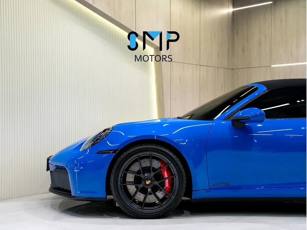 Porsche 911 Carrera 4 GTS 2026 Dealer WARRANTY - Image 4
