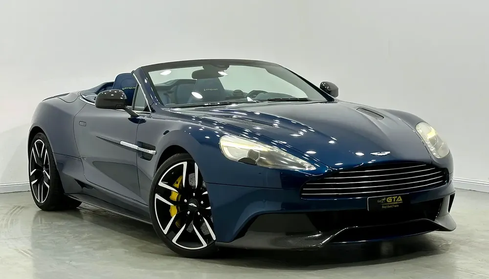 2015 Aston Martin Vanquish Volante V12 Convertible, Low Kms, GCC - Image 4