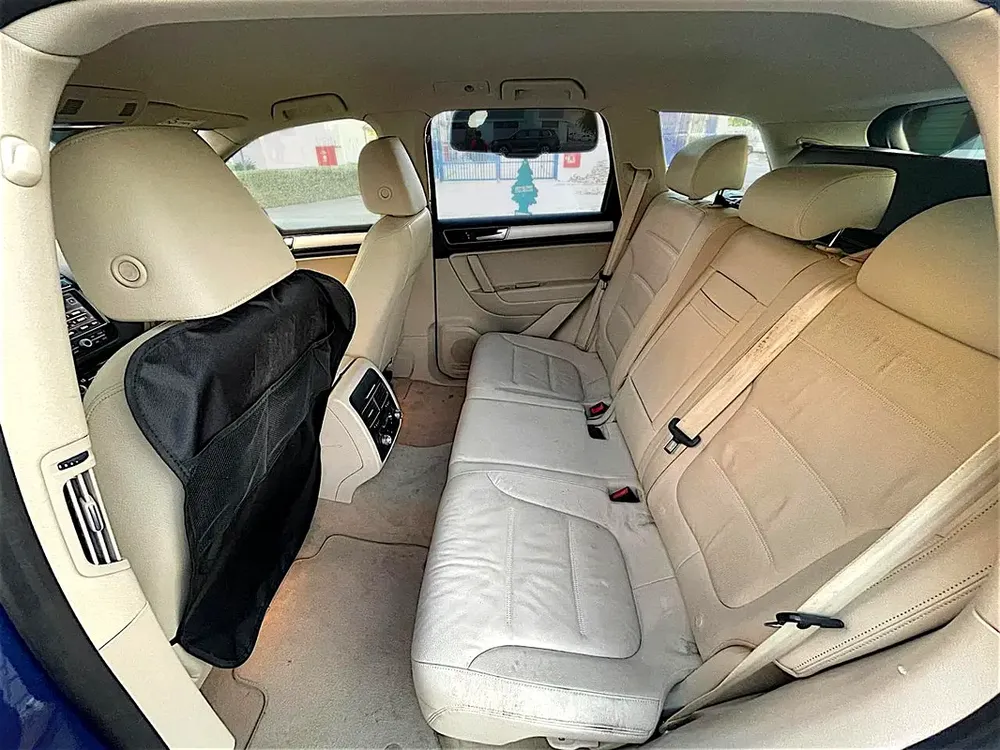 AED 1,005 P.M | Volkswagen Touareg SEL 2018 | GCC Specs | Pristine Condition - Image 18