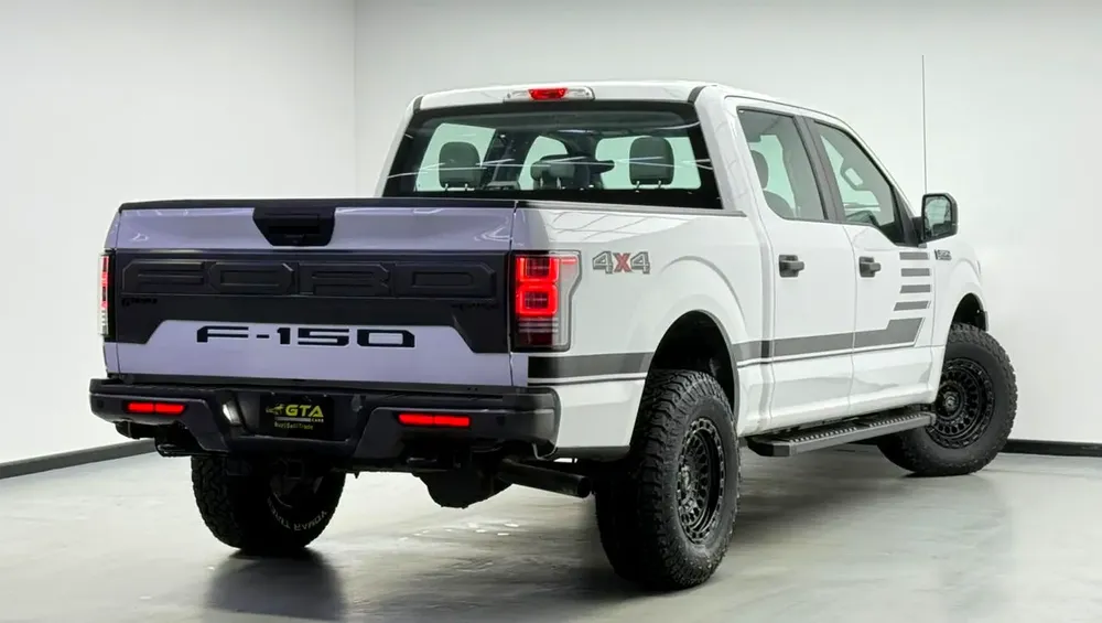 2020 Ford F-150 Raptor Kit, 1 Year Warranty Unlimited Km, Excellent Condition, GCC - Image 6