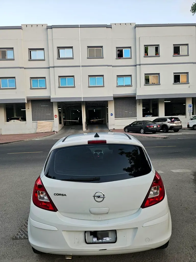 Opel Corsa Color Edition 2013 - GCC Specs Opel Corsa 2013 ..GCC. LOW MILEAGE.. PASS IN RTA - Image 7