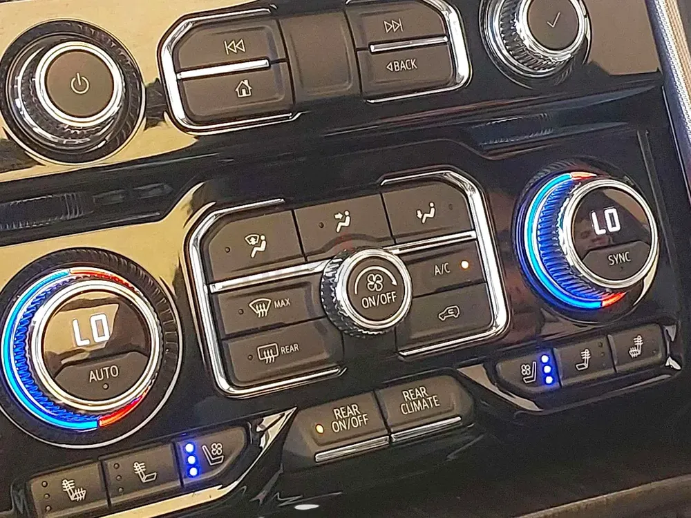 AED 3100/month | 2022 GMC Yukon Denali | GCC Specs | Ref#454697 - Image 16