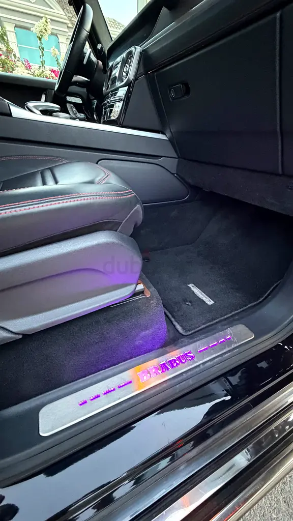 2019 Mercedes-Benz G550 AMG with G63 kit - Clean Title - Image 18