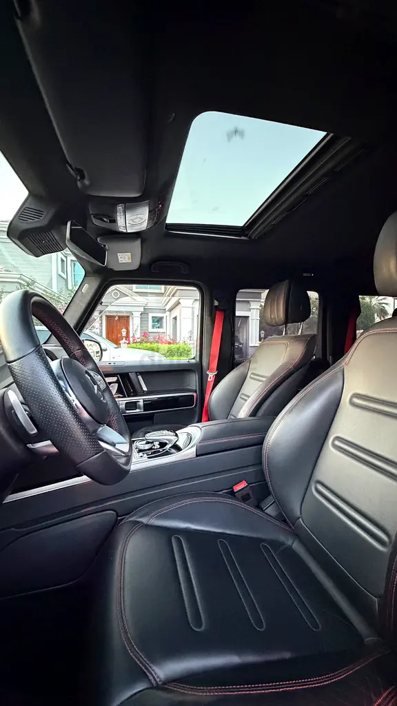 2019 Mercedes-Benz G550 AMG with G63 kit - Clean Title - Image 6