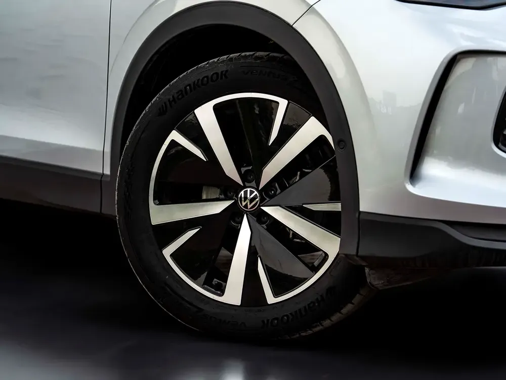 0% DOWNPAYMENT! | SAVVY-BUY | TIGUAN | SKIP THE 8-MONTH WAIT | CURRENT MARKET PRICE | WARRANTY + SER - Image 7