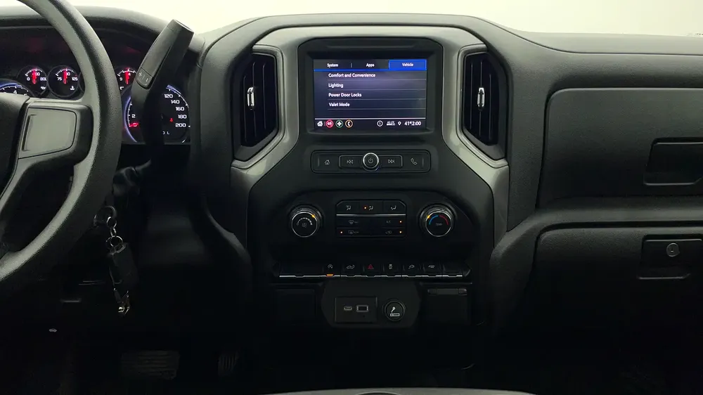 AED 1,798/m | 0 DP | Manufacturer Warranty | Service History | 30D Return | CHEVROLET SILVERADO 2024 - Image 8
