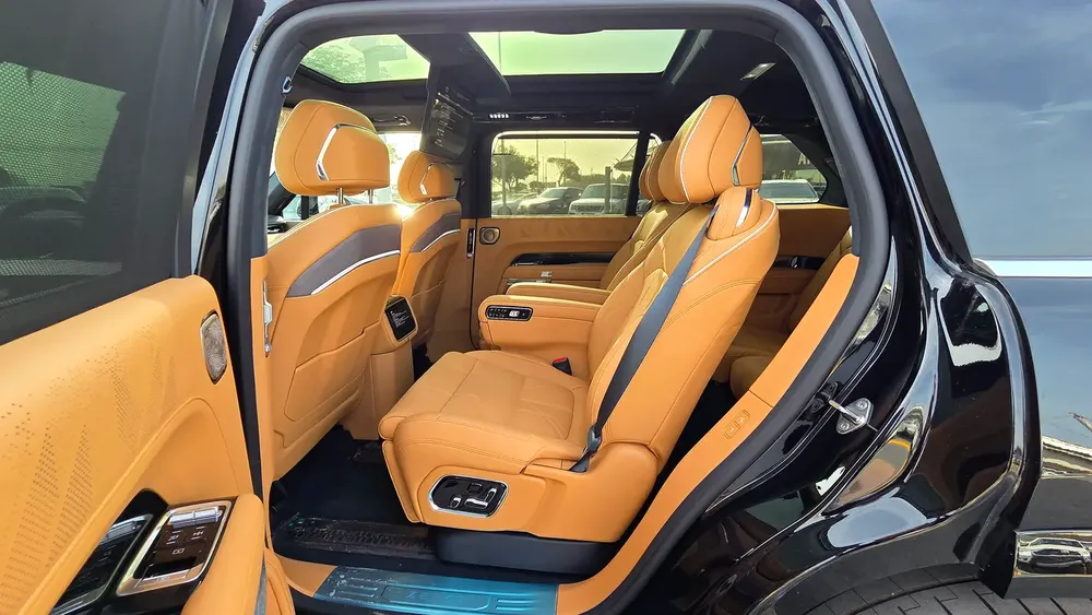 2025 ZEEKR 9X MAX | BRAND NEW | 885 HORSEPOWER PLUG IN HYBRID - Image 11