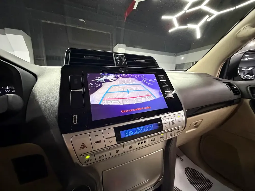 Toyota Prado VXR 2019 GCC Specs - Image 13