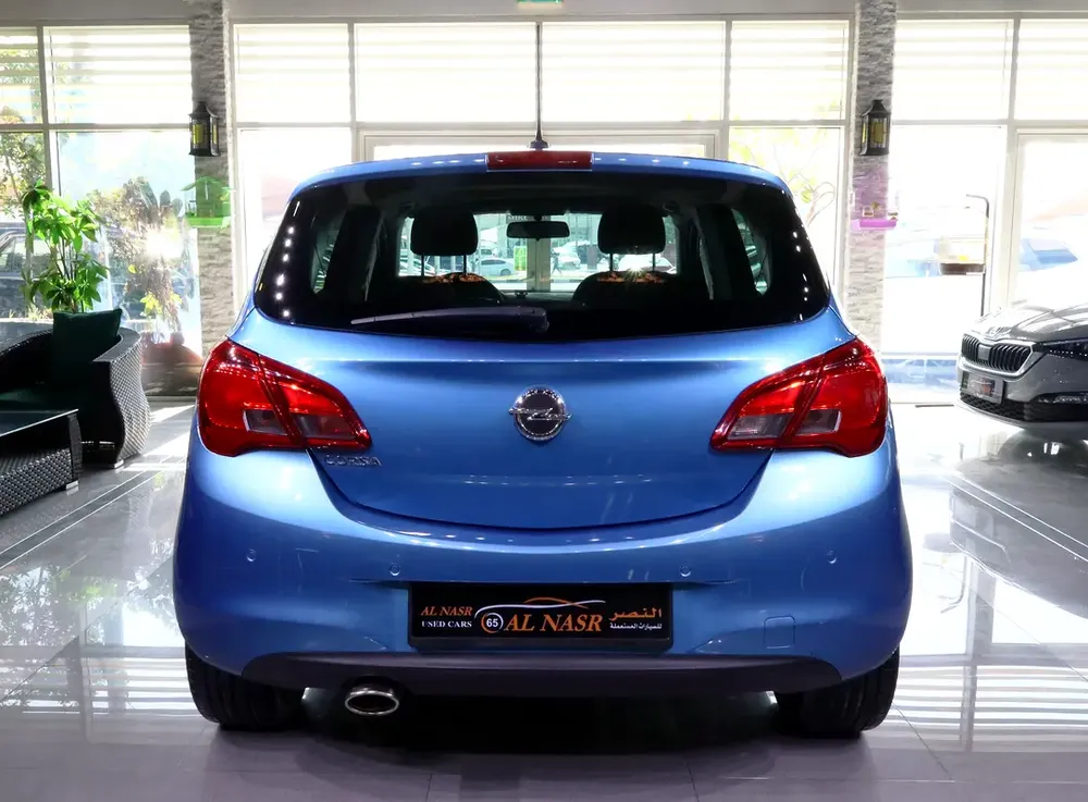 1.4L Corsa Hatchback . GCC Specs . Excellent Condition - Image 5