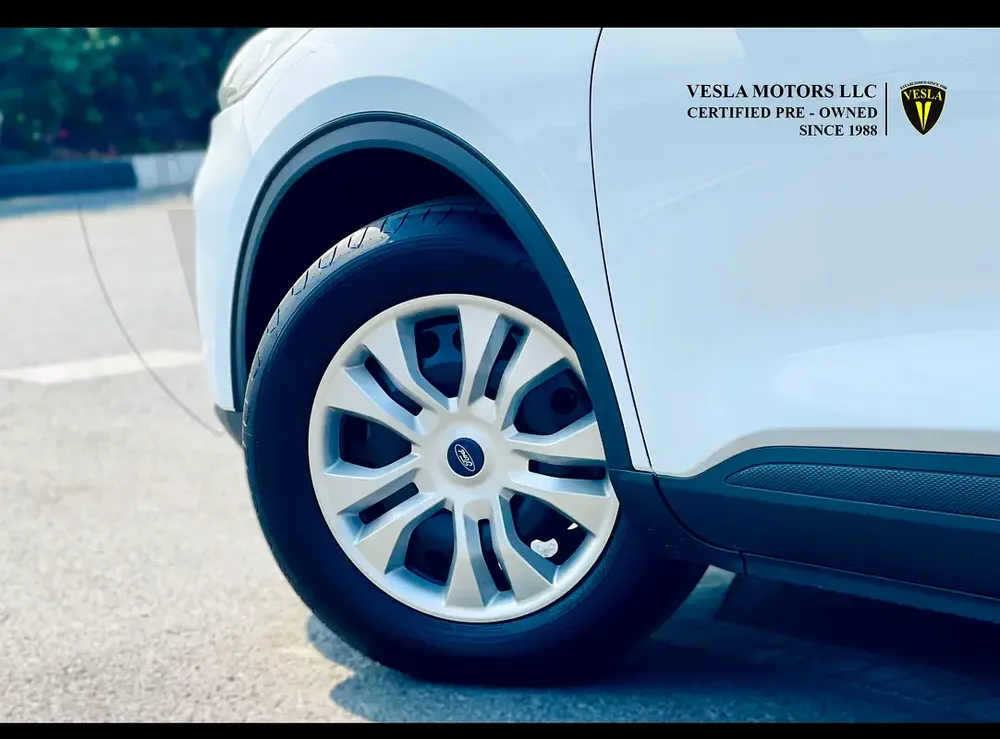 UNLIMITED KMS WARRANTY / NAVIGATION + LED LIGHT + KEYLESS START + CRUISE CONTROL / IN HOUSE FINANCE - Image 6