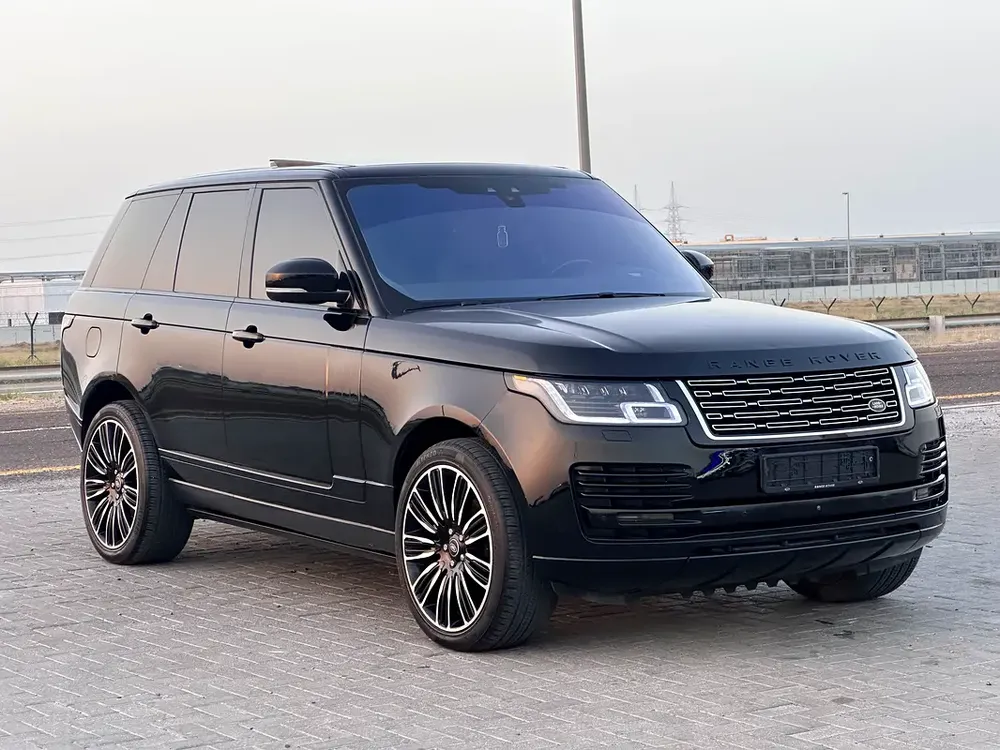 Range Rover Vogue Supercharged 2017 V6 upgrade 2020 super clean car - Image 16