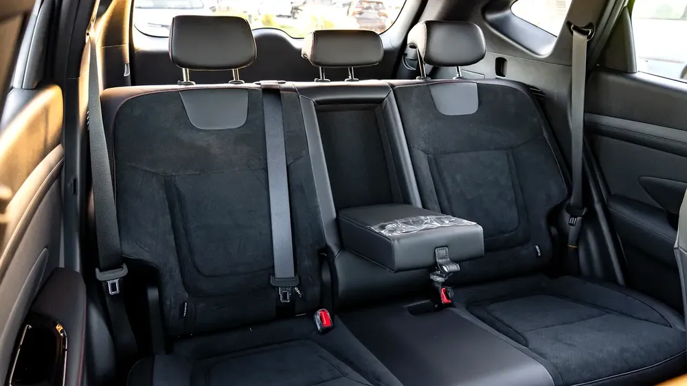 2025 | HYUNDAI TUCSON 1.5T ELITE N LAIN WITH ELECTRIC TAIL DOOR - Image 12