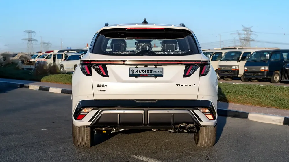 2025 | HYUNDAI TUCSON 1.5T ELITE N LAIN WITH ELECTRIC TAIL DOOR - Image 4
