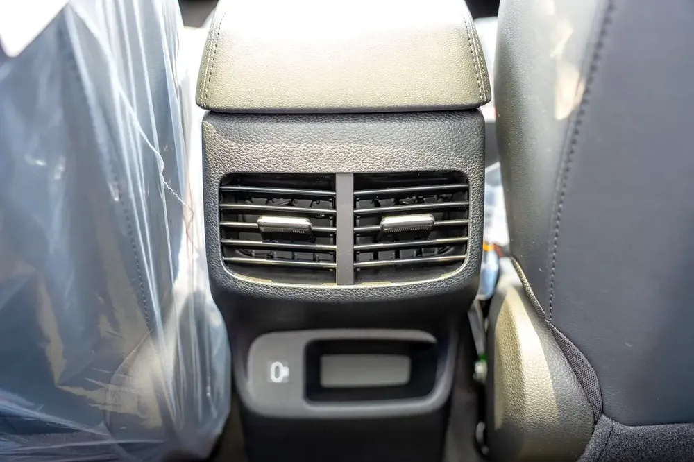 Kia Seltos 2025 - Brand New - Chinese Specs - GCC Stock - Image 20