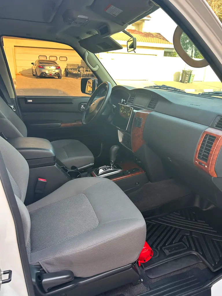 Nissan Patrol Safari 2021 GCC - Image 12