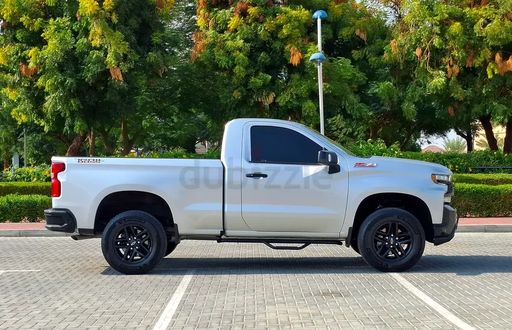 AED 1945/month | 2021 Chevrolet Silverado LT | GCC Specs | Ref#409557 - Image 4