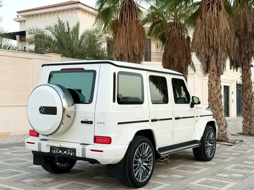 2025 Mercedes-Benz G-Class G 63 AMG - Korean Specs - Brand New - Image 12
