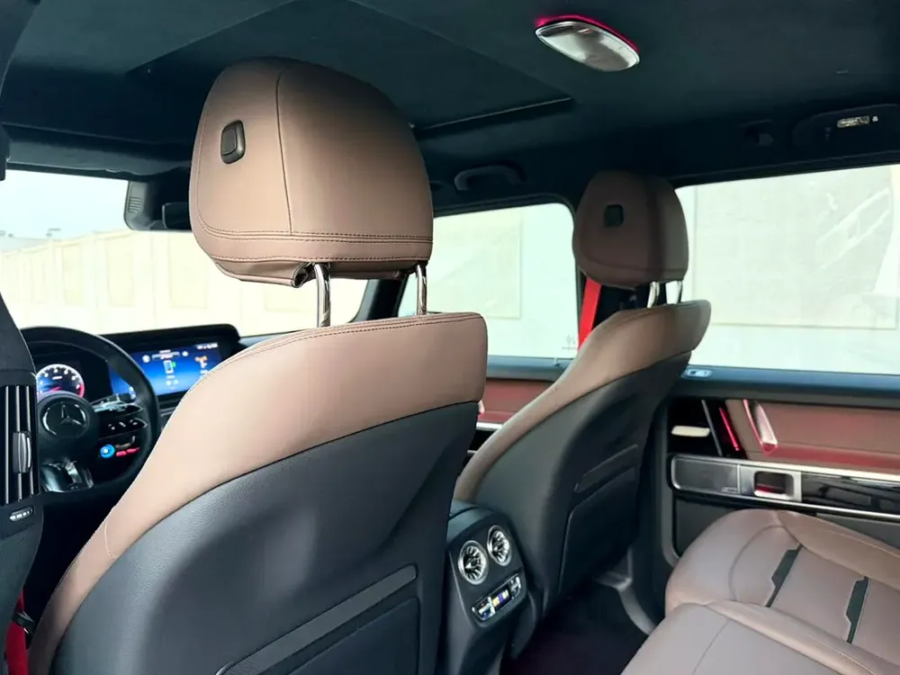 2025 Mercedes-Benz G-Class G 63 AMG - Korean Specs - Brand New - Image 9