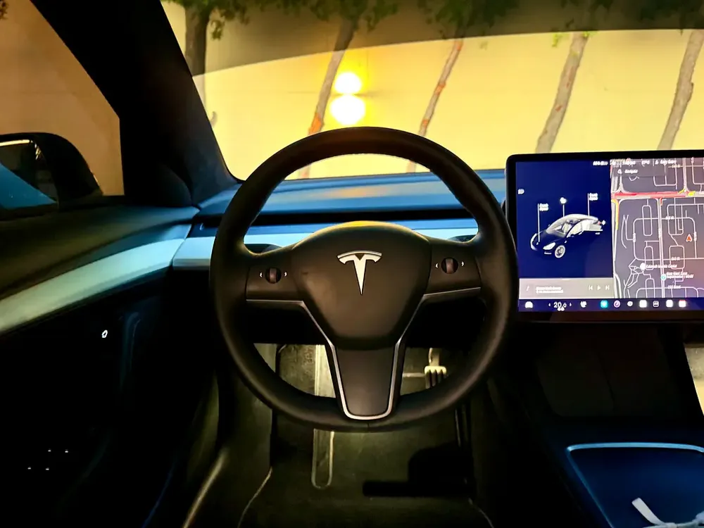 2023 Tesla Model 3 Performance ( GCC ) - Image 15