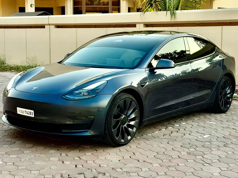 2023 Tesla Model 3 Performance ( GCC ) - Image 5