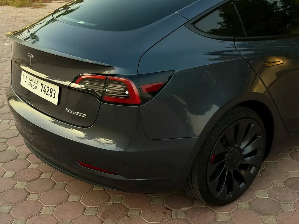 2023 Tesla Model 3 Performance ( GCC ) - Image 8
