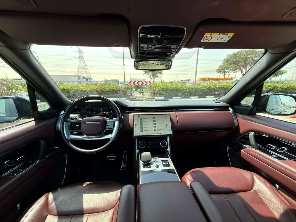 GCC SPEC**2023**NEAT AND CLEAN LESS KILOMETER - Image 8