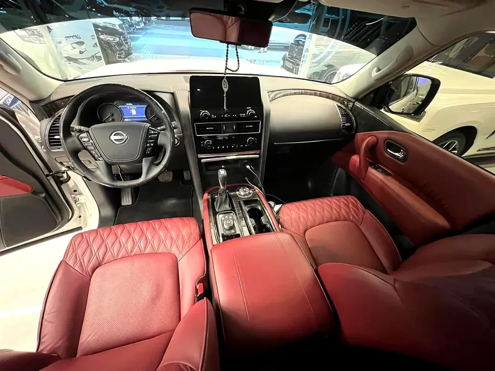 Nissan Patrol LE Platinum City 2024 GCC Specs - Image 10
