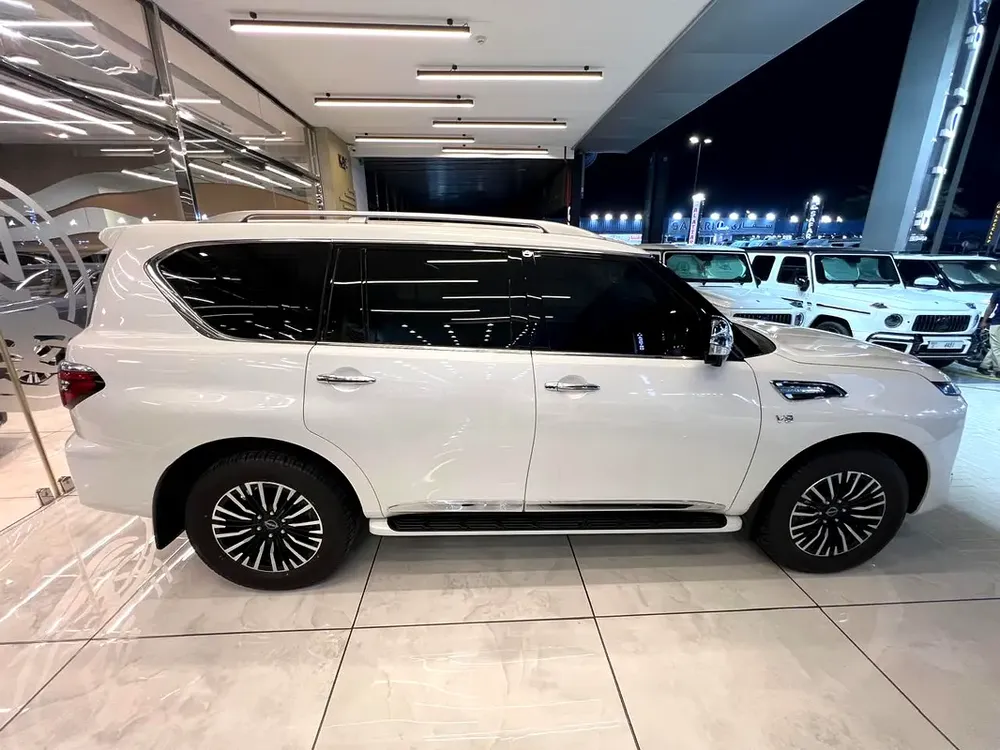 Nissan Patrol LE Platinum City 2024 GCC Specs - Image 5
