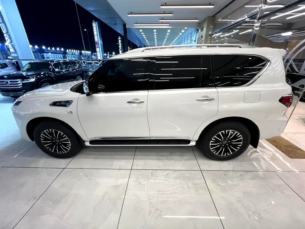 Nissan Patrol LE Platinum City 2024 GCC Specs - Image 8