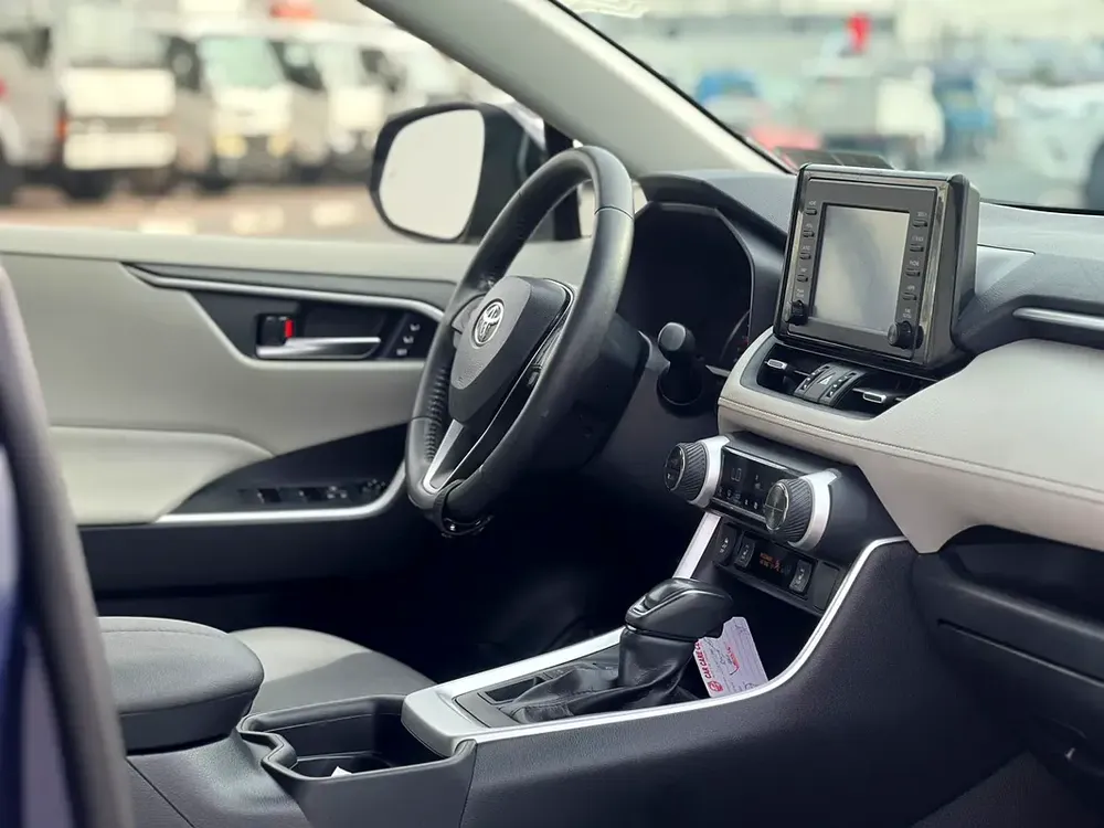 2019 Toyota Rav4 XLE Full Option 2.5L V4 - Rear Camera - Leather Seat - Sunroof - AWD 4x4 - Image 14