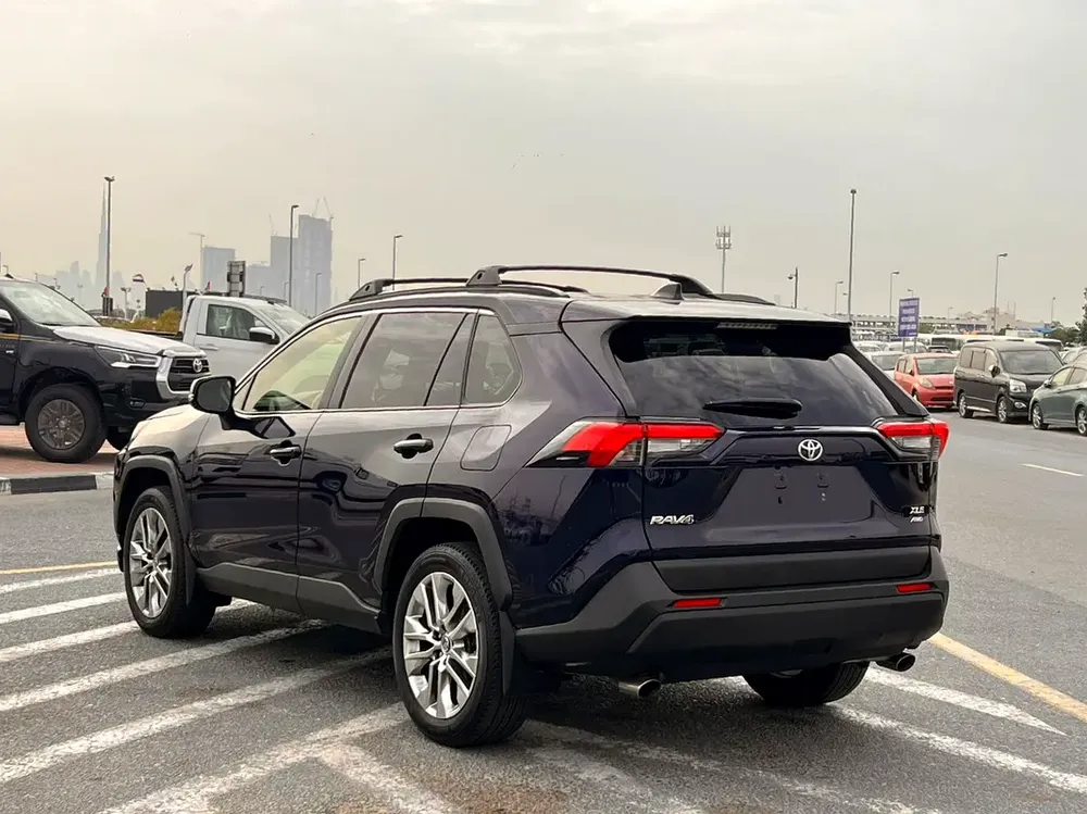 2019 Toyota Rav4 XLE Full Option 2.5L V4 - Rear Camera - Leather Seat - Sunroof - AWD 4x4 - Image 5