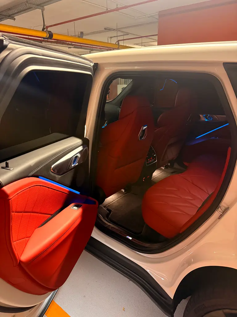 BMW XM 2023 - Image 7