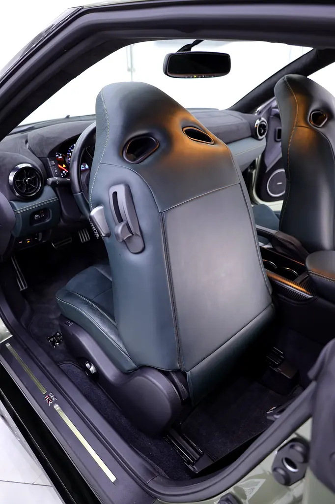 NISSAN GTR T-SPEC 2024 - RARE MILLENIUM JADE EDITION + EXPREME TI EXHAUST SYSTEM + CARBON INTERIOR - Image 13