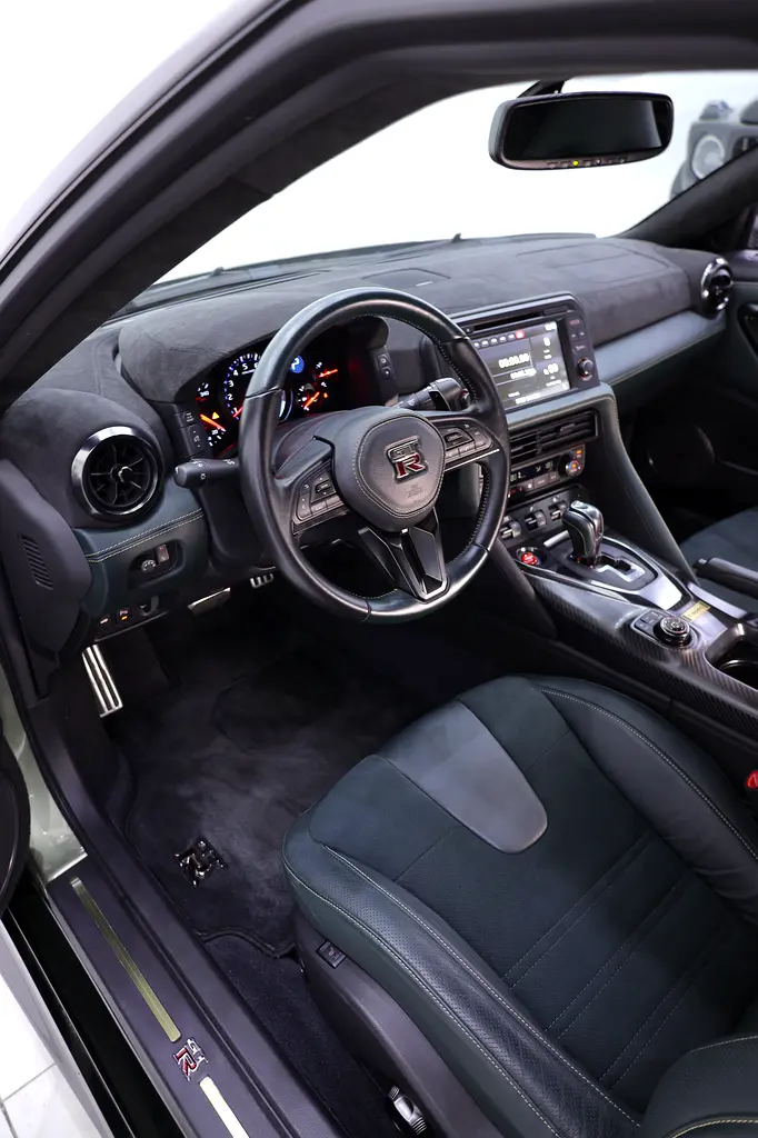 NISSAN GTR T-SPEC 2024 - RARE MILLENIUM JADE EDITION + EXPREME TI EXHAUST SYSTEM + CARBON INTERIOR - Image 5