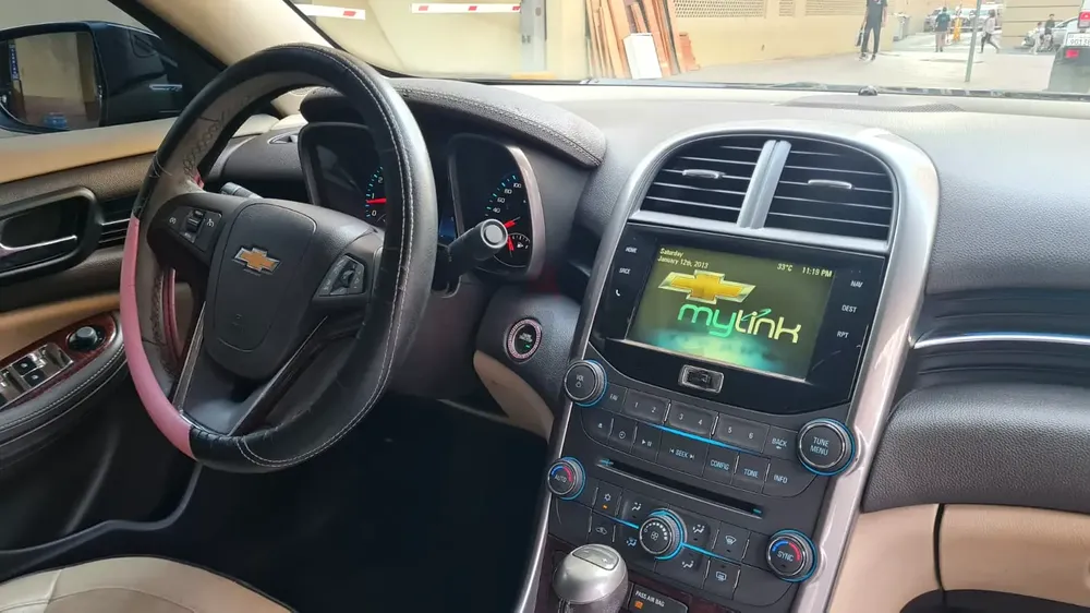 2014 CHEVROLET MALIBU LTZ V6 GULF GCC FULL SERVICE HISTORY SUNROOF LEATHER NEW TYRES LIKE NEW - Image 6