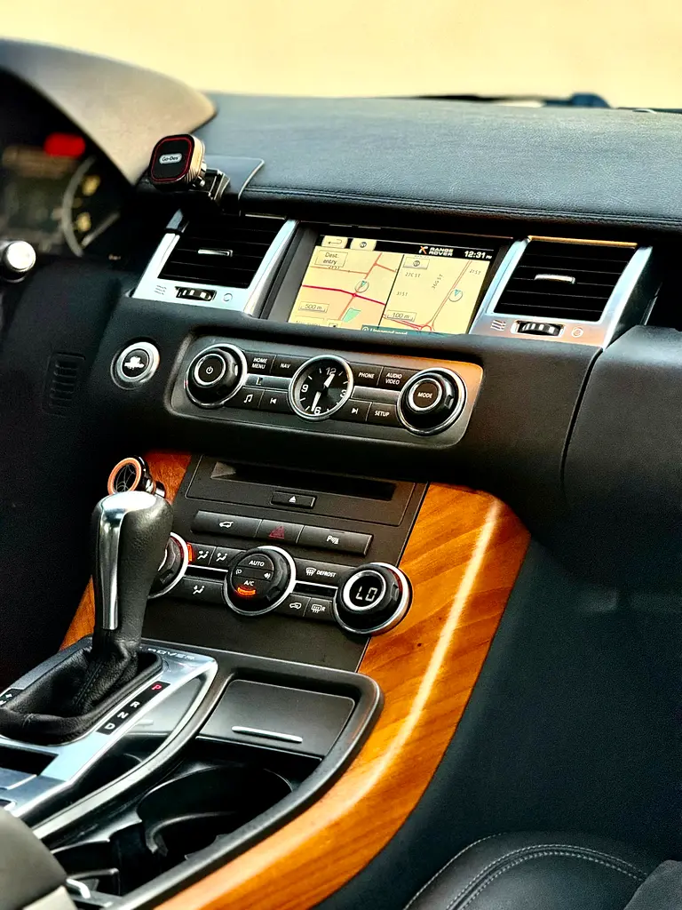 Land Rover Range Rover Sport HSE Supercharged 2012 | GCC Specs - Image 13