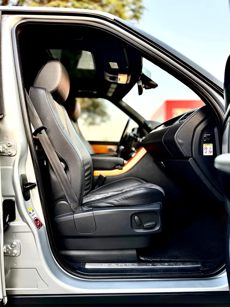 Land Rover Range Rover Sport HSE Supercharged 2012 | GCC Specs - Image 9