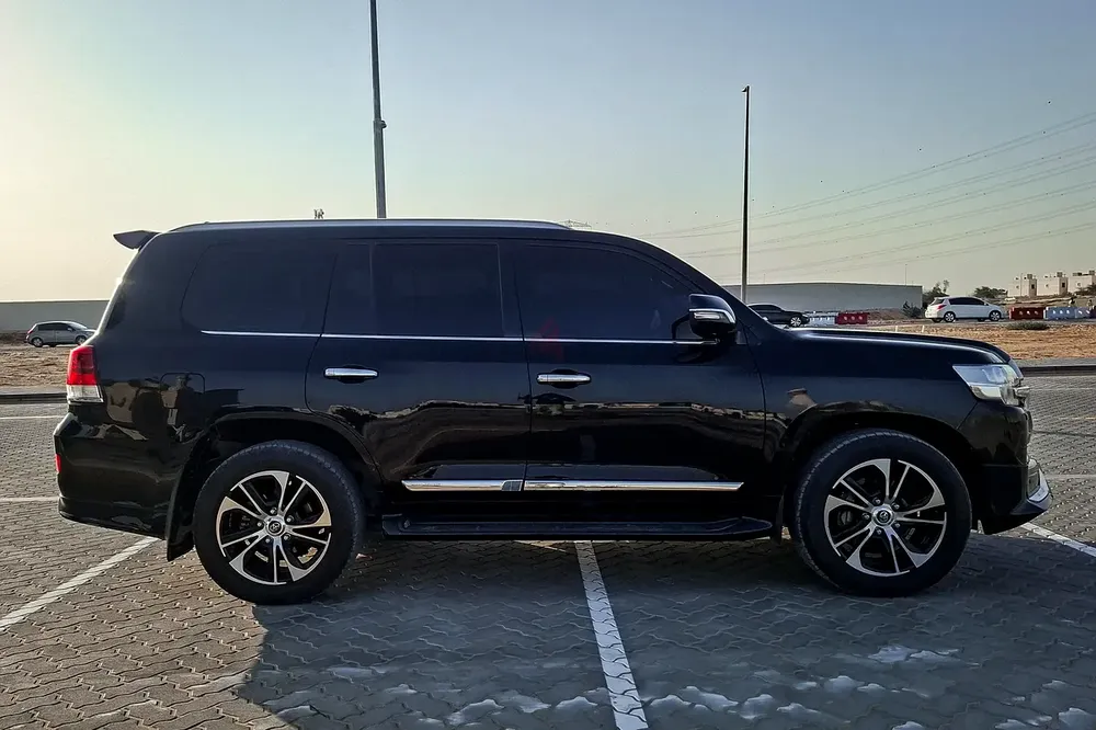 AED 3951/month | 2021 Toyota Land Cruiser  | GCC Specs | Ref#418462 - Image 4