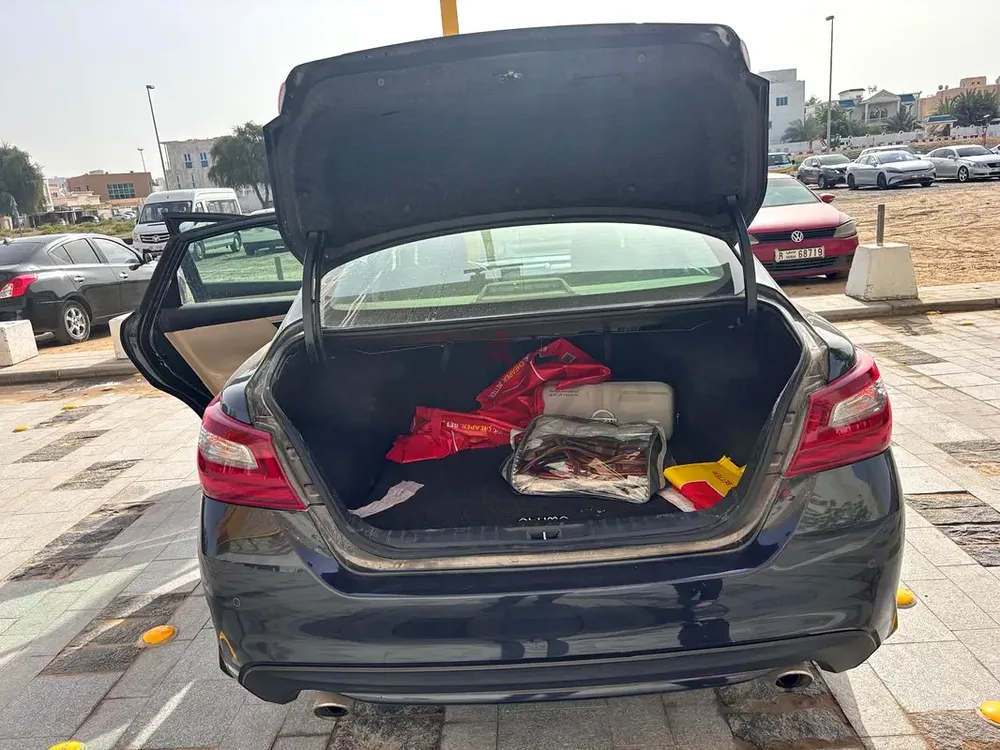 Nissan Altima SV 2018 Japanese Specs - Excellent Condition - Image 8