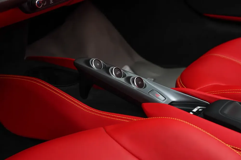 Ferrari F8 Spider 2022 -With Carbon FSH Exhaust System with Service Contract - Image 9