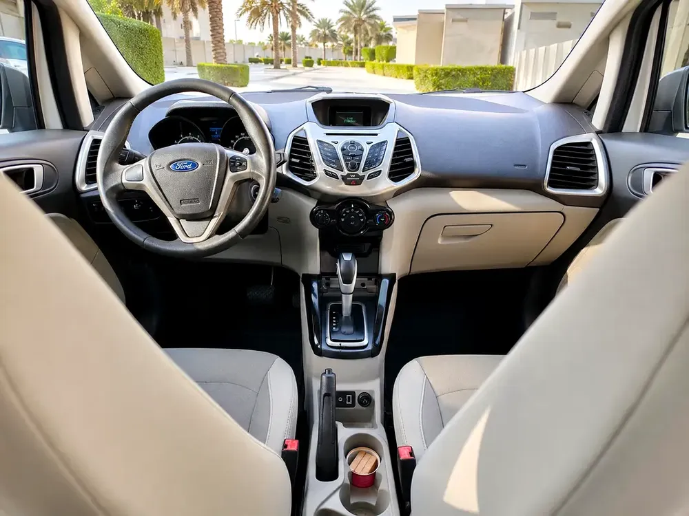 Ford Ecosport 2015 | GCC Specs | Well Maintained Compact SUV - Image 11