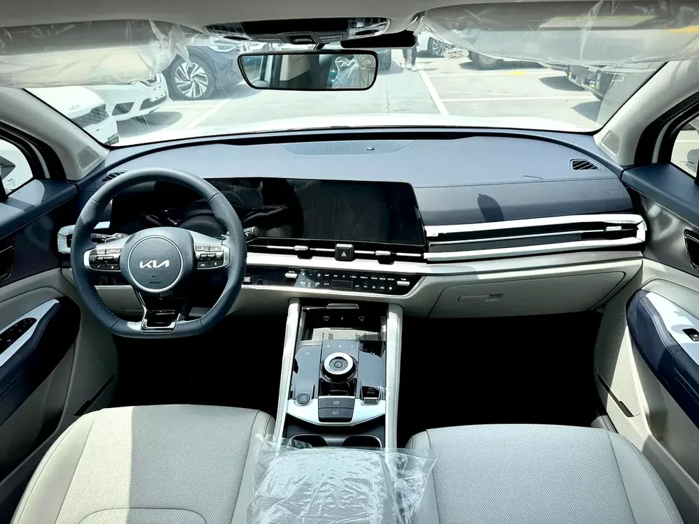 2.0L HEV 2WD Chinese Specs 2025 Export Price @ 86,500 AED - Image 9